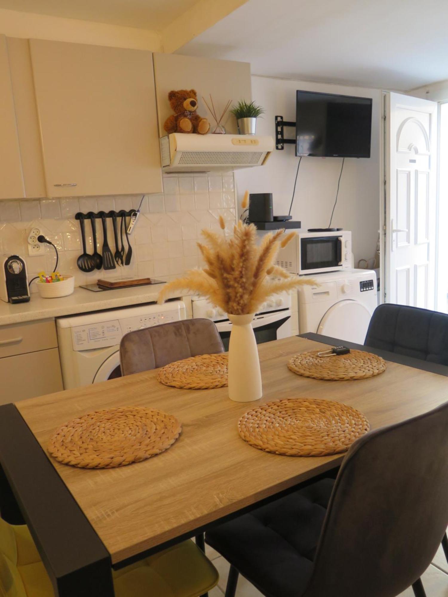 Maison de village à 35 m du bord de mer Marseille Eksteriør bilde